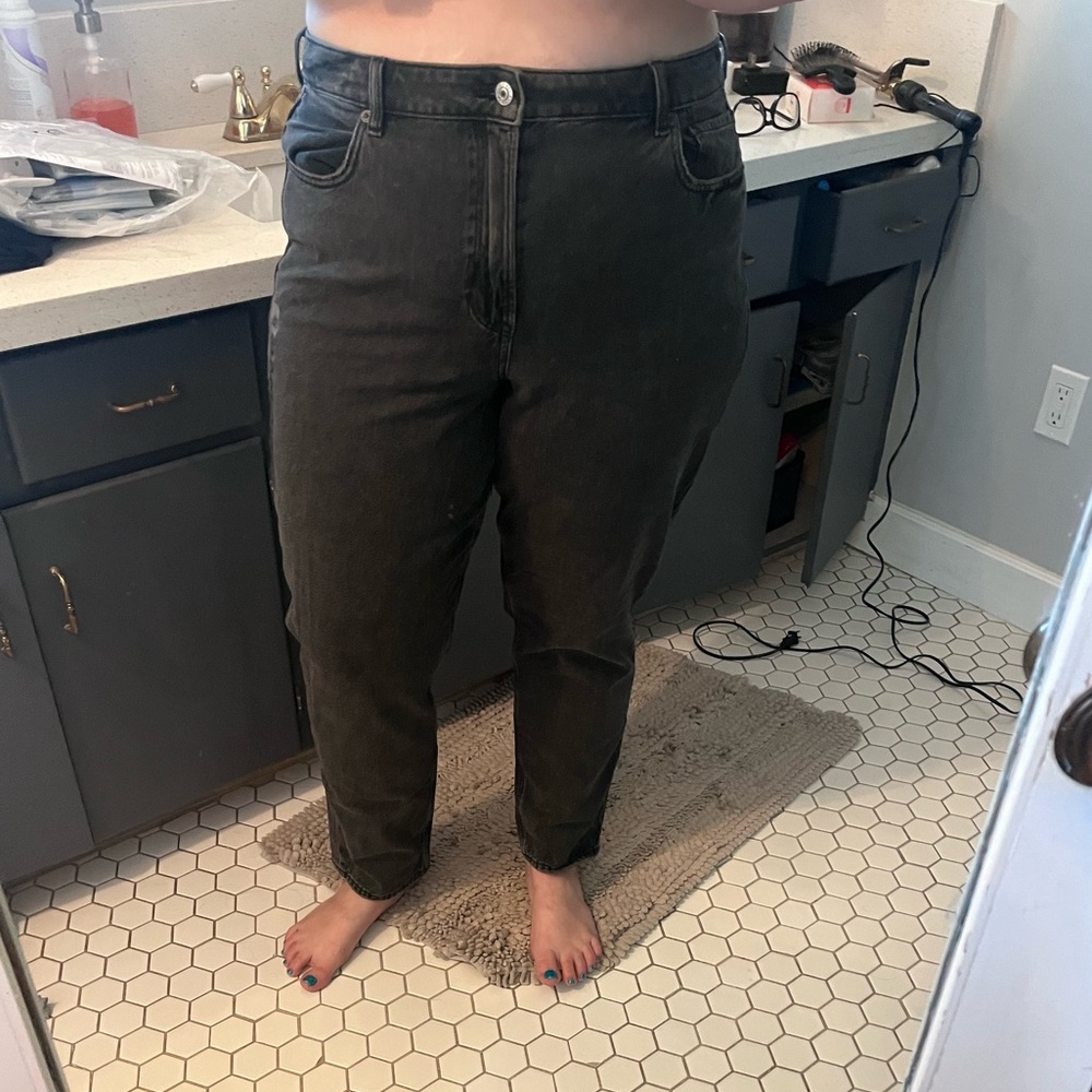 NWT American Eagle High-Waist Straight Leg Jeans in Charcoal Black